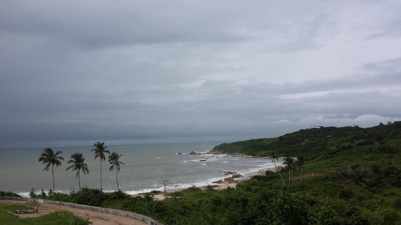 Biriwa Beach Hotel ภายนอก รูปภาพ