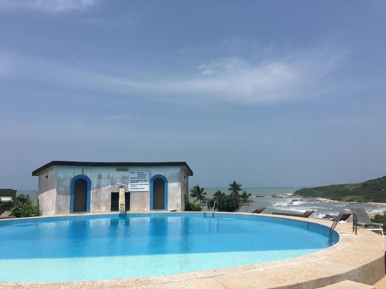 Biriwa Beach Hotel ภายนอก รูปภาพ