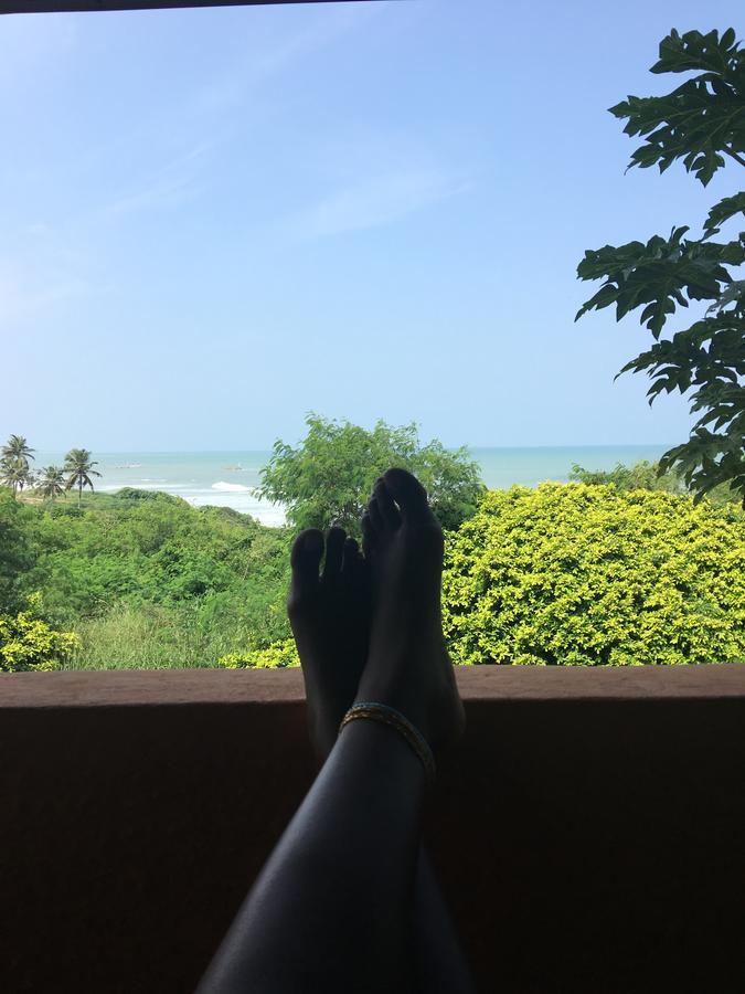 Biriwa Beach Hotel ภายนอก รูปภาพ
